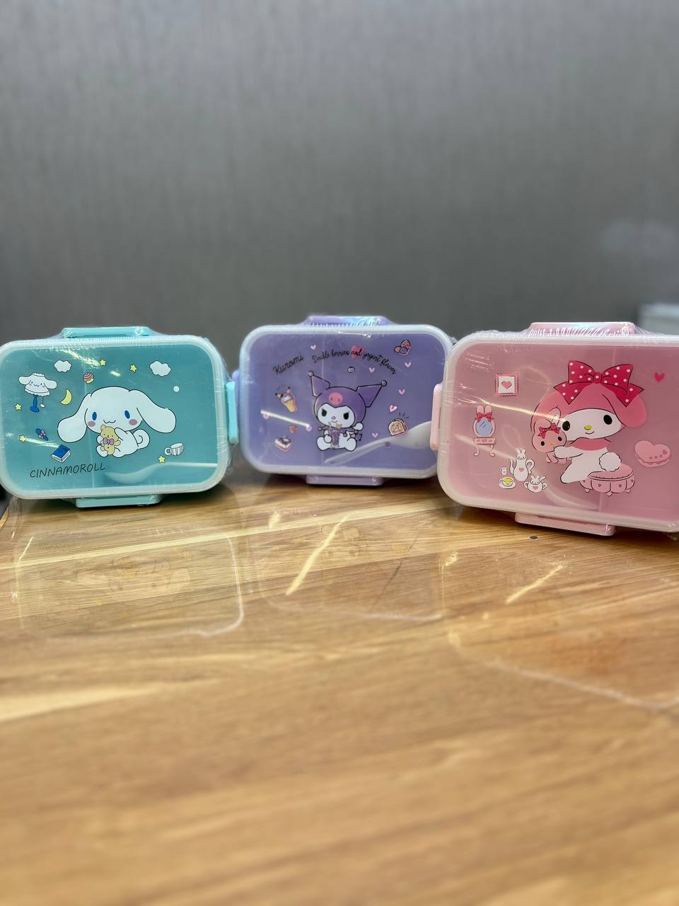 ظرف غذا کرومی و دوستان دو خونه پلاستیکی